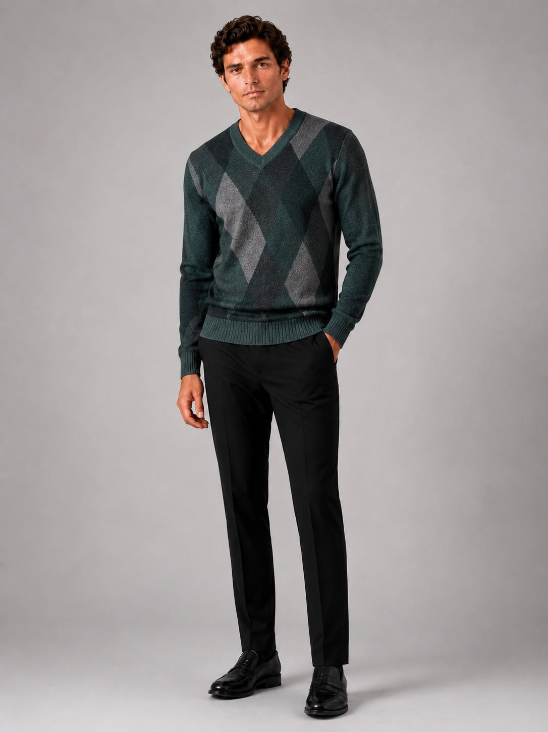Men’s Check V-Neck Knit Jumper Long Sleeve Autumn Pullover for Business Casual and Everyday Wear