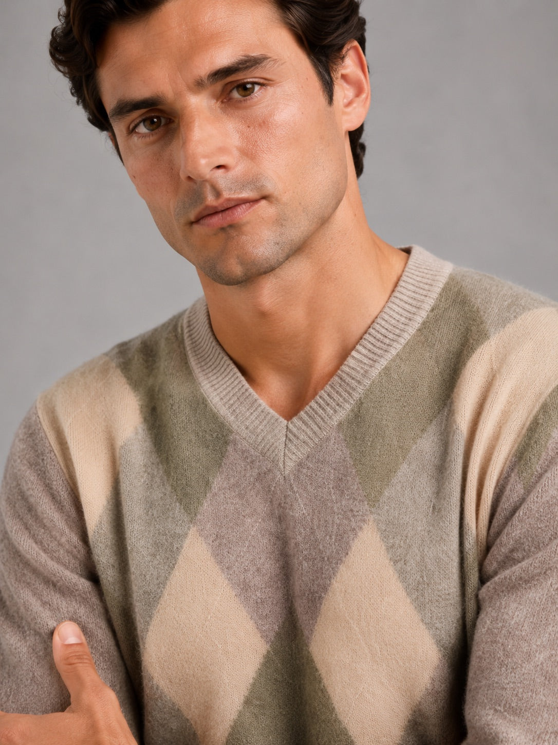 Men’s Check V-Neck Knit Jumper Long Sleeve Autumn Pullover for Business Casual and Everyday Wear